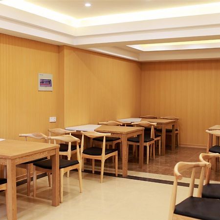 Greentree Inn Zhejiang Taizhou Tiantai Bus Station Express Hotel Экстерьер фото