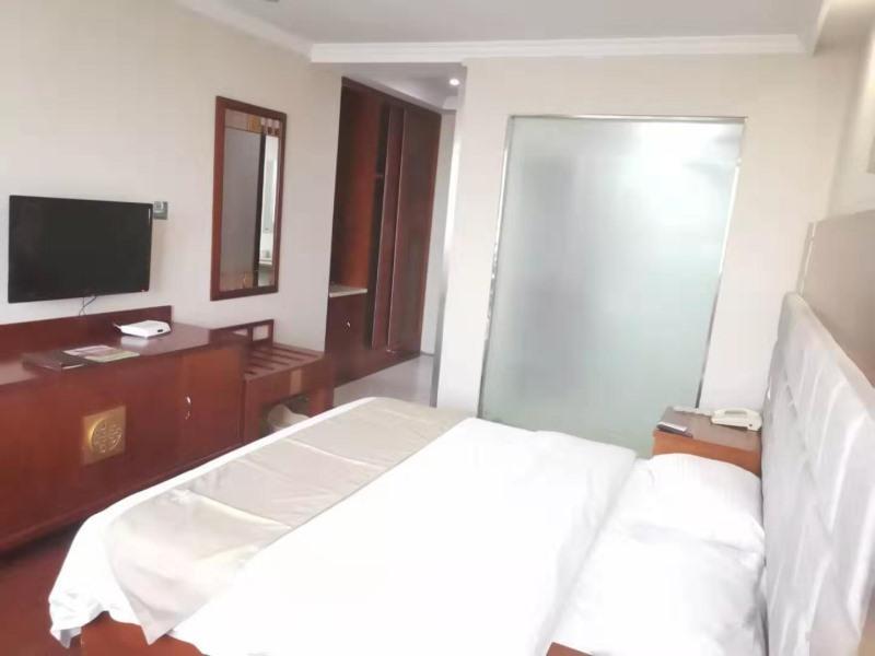 Greentree Inn Zhejiang Taizhou Tiantai Bus Station Express Hotel Экстерьер фото