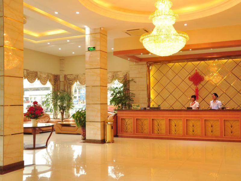 Greentree Inn Zhejiang Taizhou Tiantai Bus Station Express Hotel Экстерьер фото